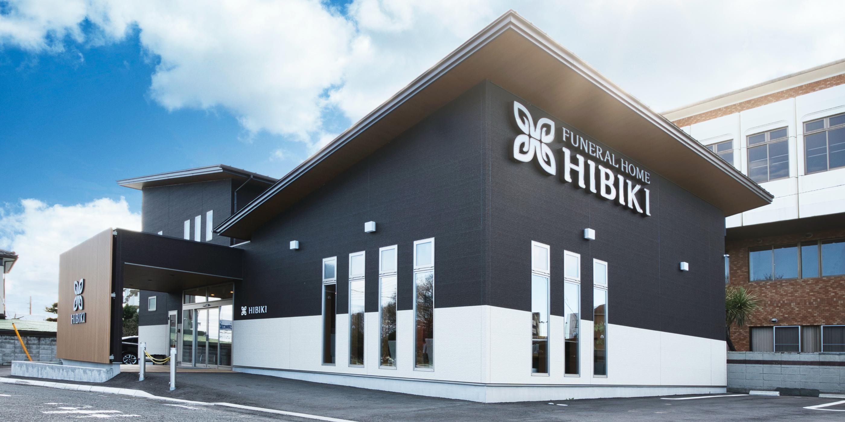 ホールのご案内